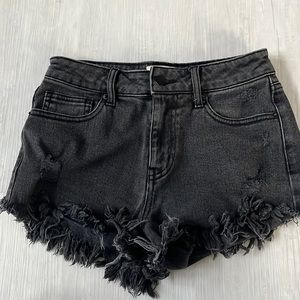 Letter to Juliet black jean shorts size XS